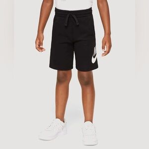 NIKE Boy’s Club Fleece Shorts sz 6, NWT